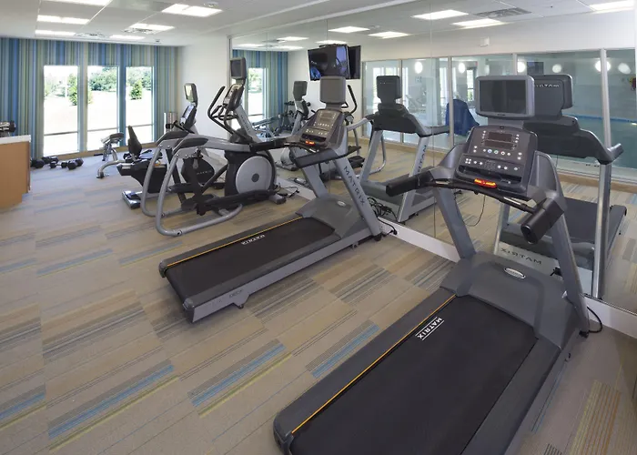 Holiday Inn Express & Suites Monroe By Ihg