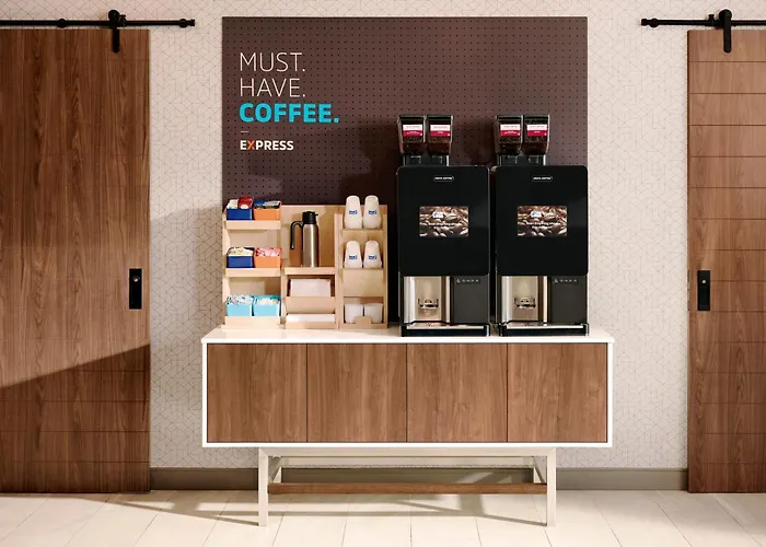 Holiday Inn Express & Suites Monroe By Ihg
